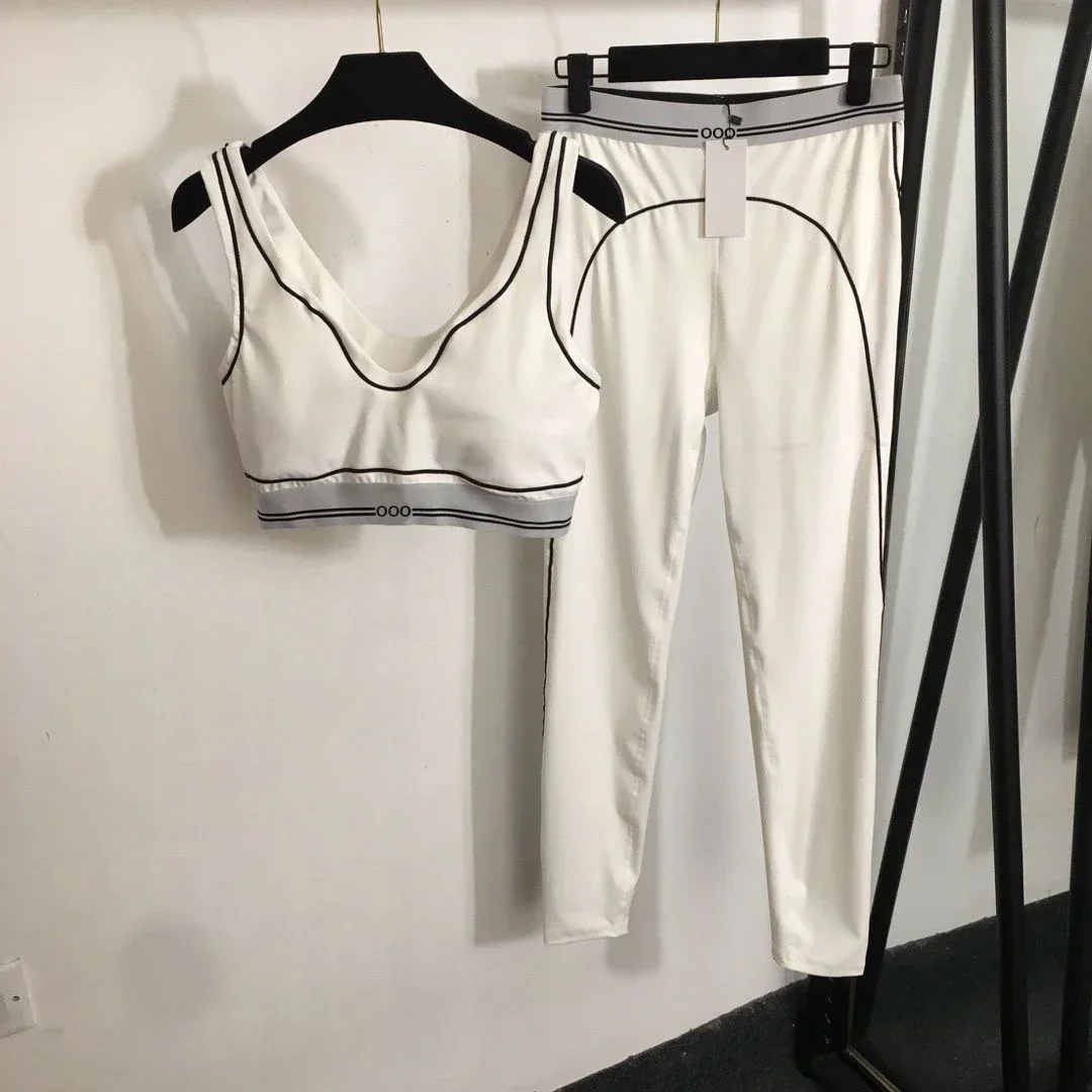 Tank Top and Pants Two Piece B - đánh giá và giá Yoga Fitness Set